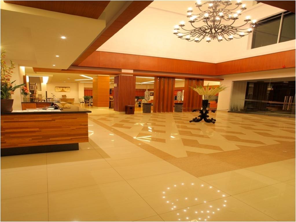Aston Tanjung City Hotel Exteriér fotografie