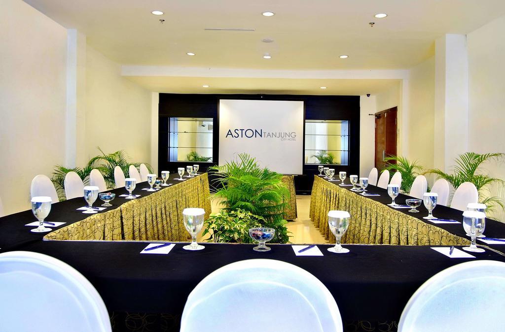 Aston Tanjung City Hotel Exteriér fotografie