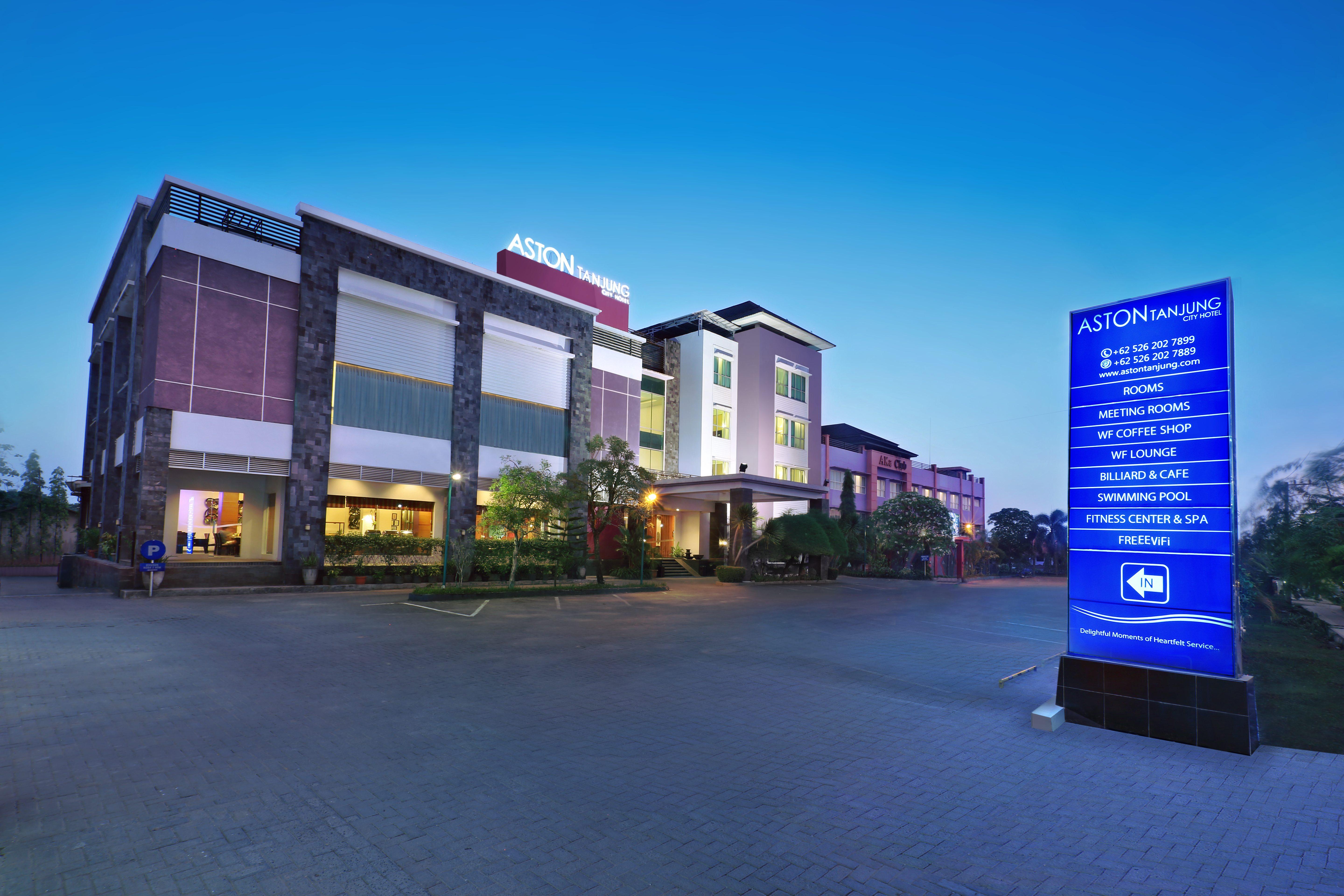 Aston Tanjung City Hotel Exteriér fotografie
