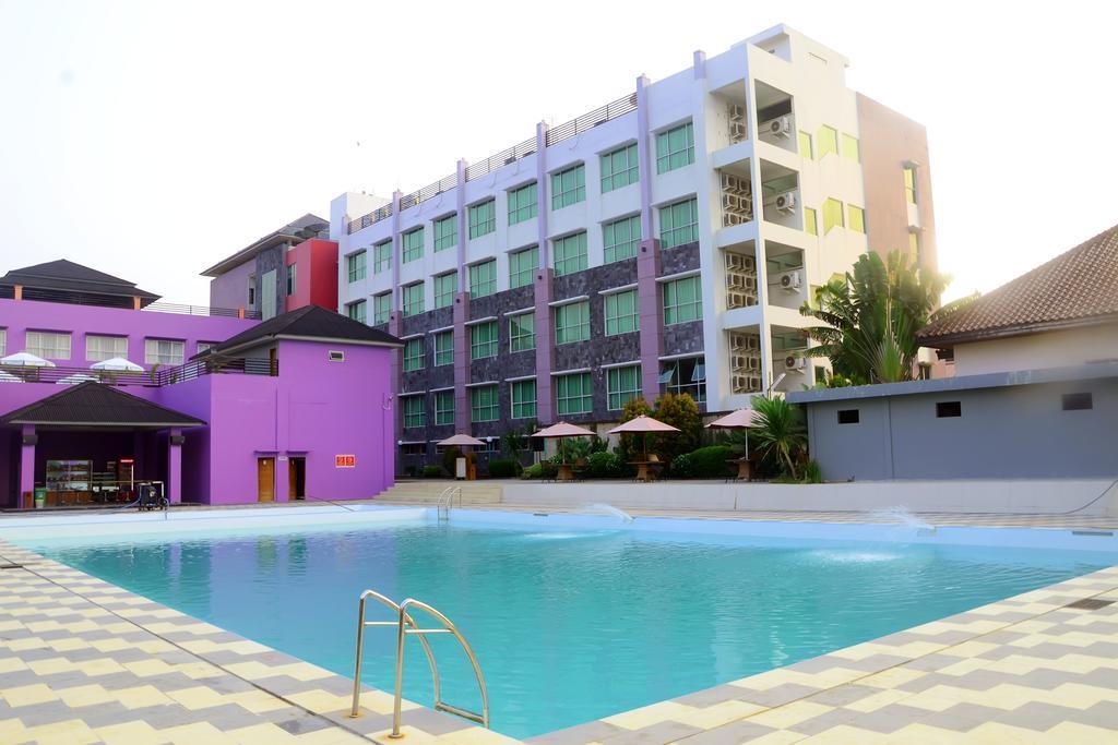 Aston Tanjung City Hotel Exteriér fotografie