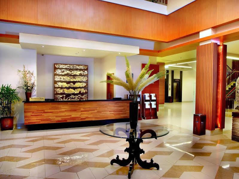 Aston Tanjung City Hotel Exteriér fotografie